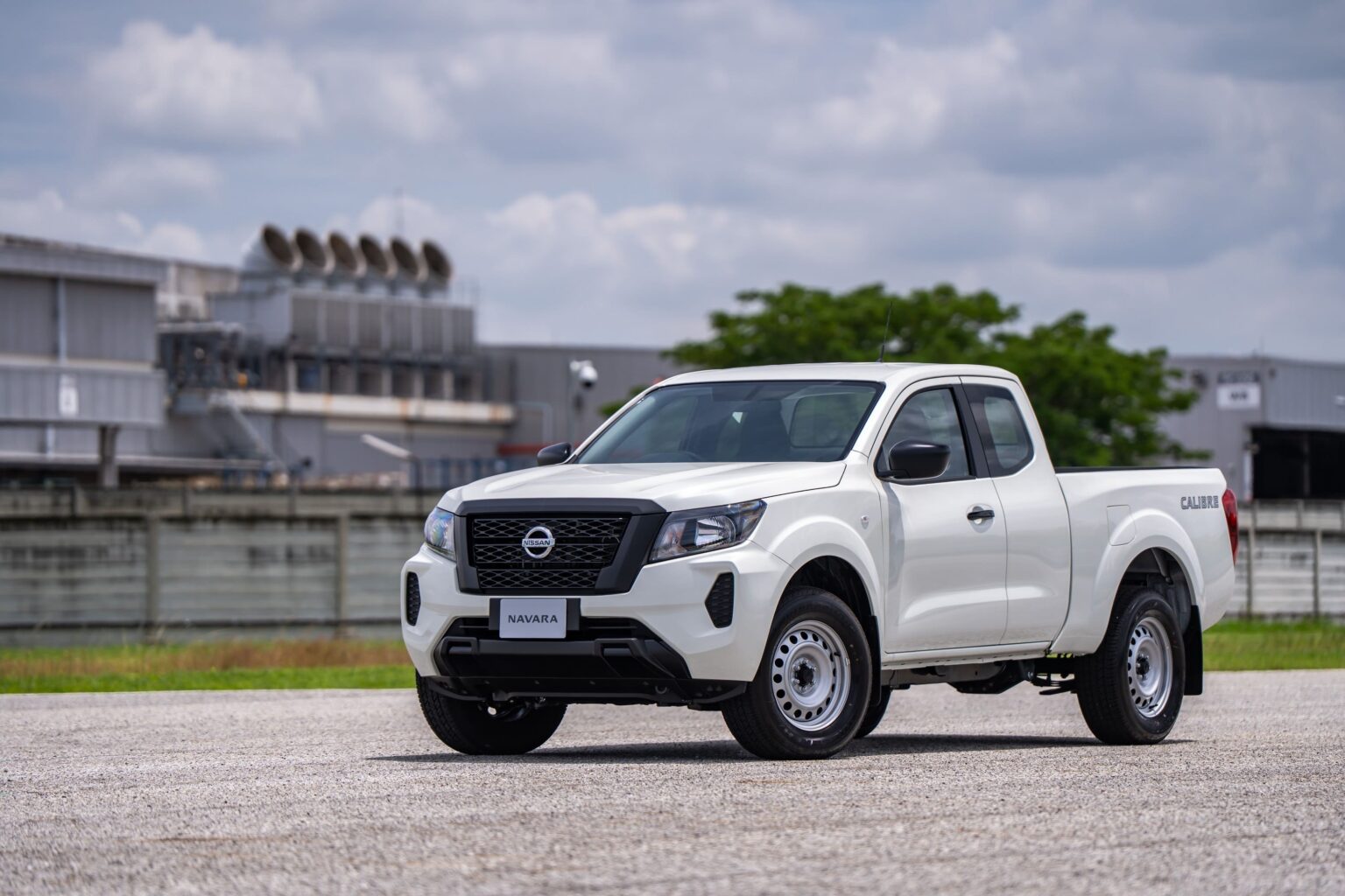 https://www.incarsmagazine.com/wp-content/uploads/2025/07/NAVARA-KC-SL_001-1536x1024.jpg